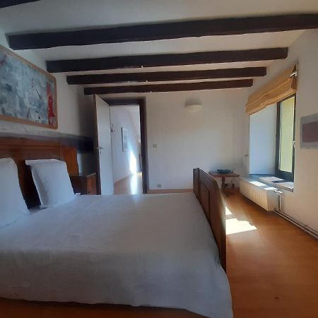Golden Lion Bed & Breakfast Bouillon Bagian luar foto