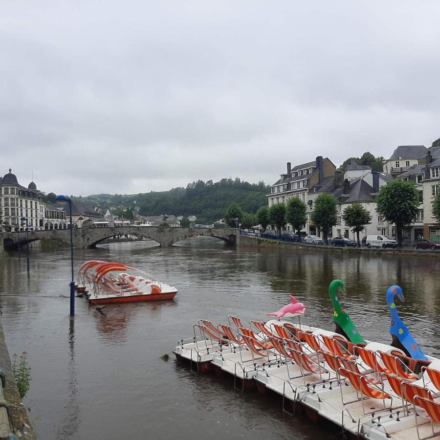 Golden Lion Bed & Breakfast Bouillon Bagian luar foto