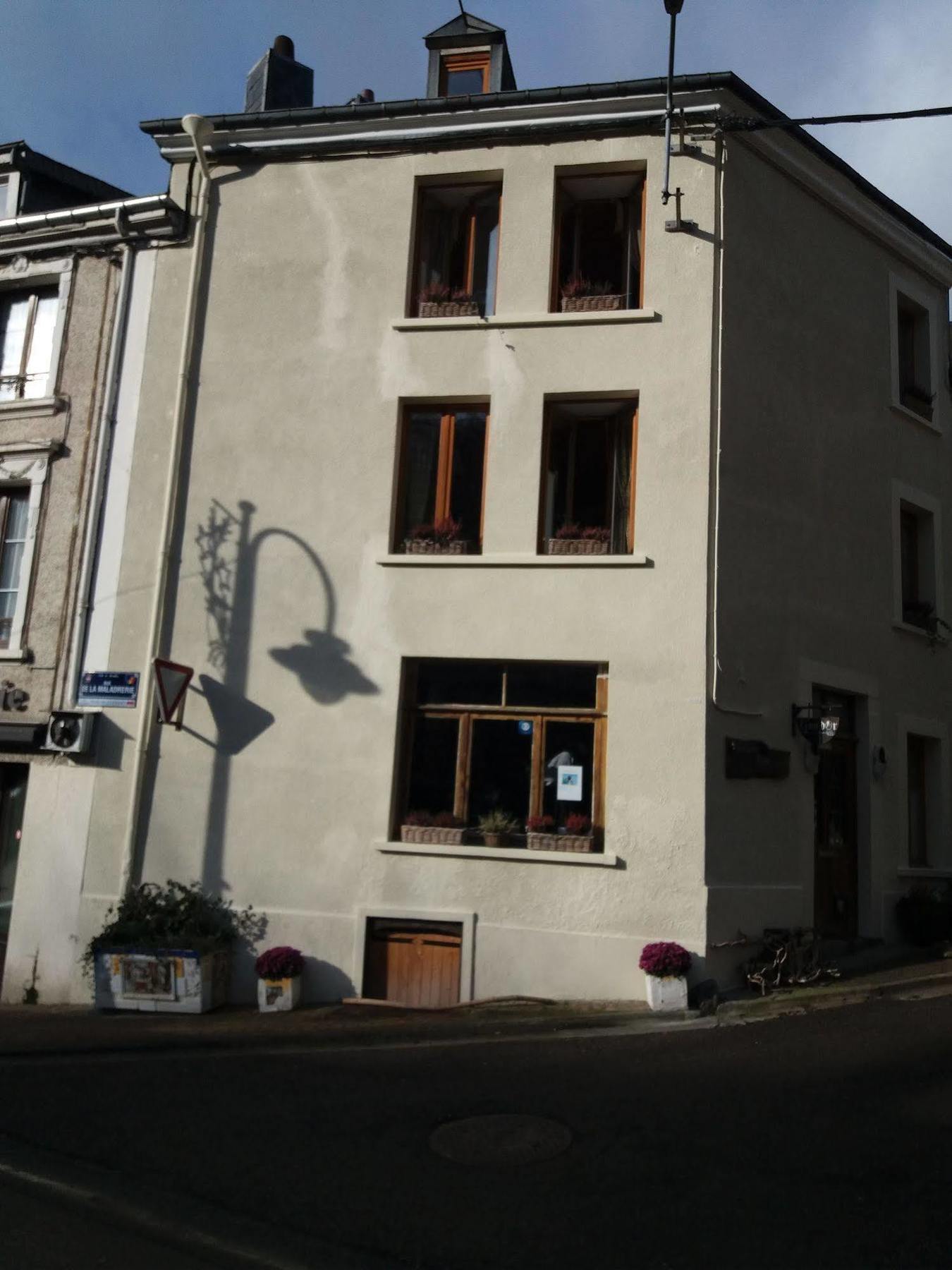 Golden Lion Bed & Breakfast Bouillon Bagian luar foto