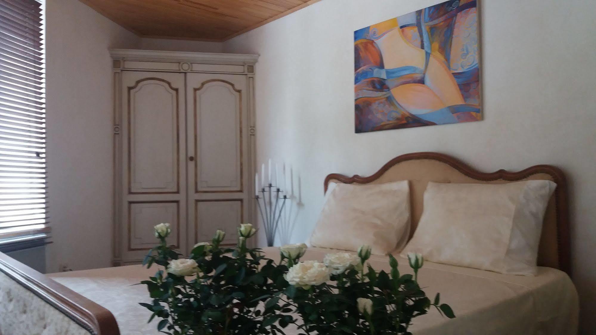 Golden Lion Bed & Breakfast Bouillon Bagian luar foto